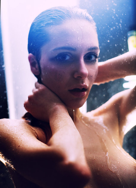 Ave Maria porn star pictures