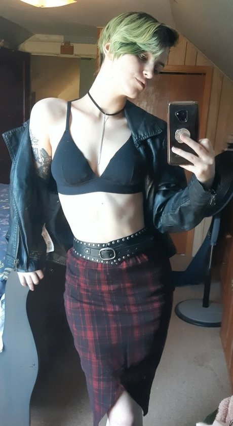 Grandaddyskulls star erotic photo