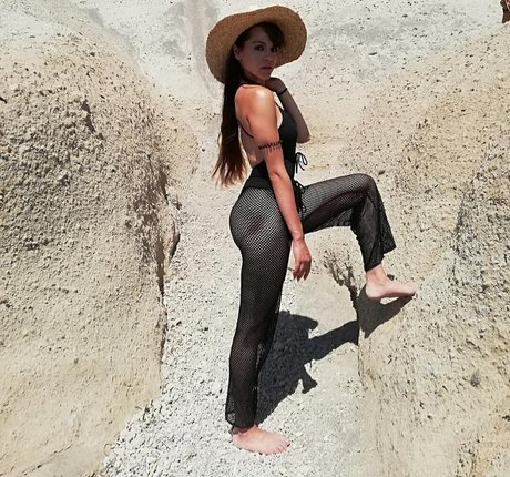 Angela Doxa Profile pic