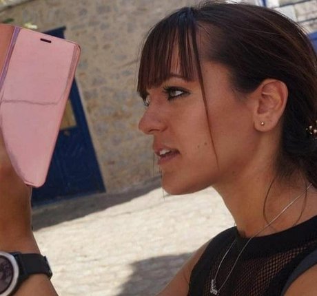 Angela Doxa model top pictures