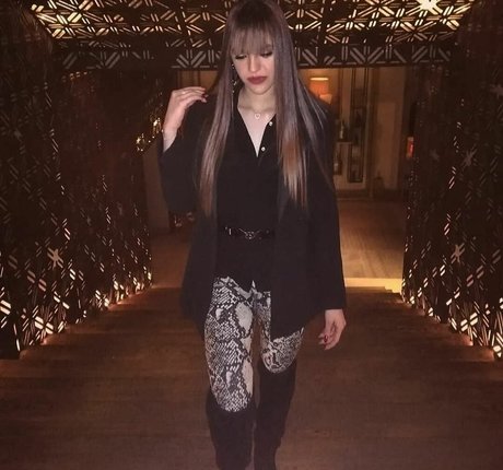 Angela Doxa nice star images