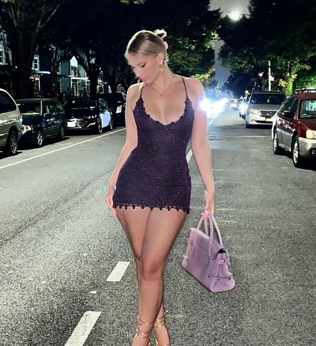 Cluelessthot porn actress galleries