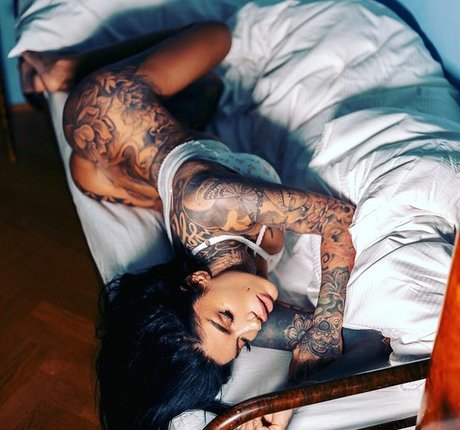 Meli Lakic pornstar nude image