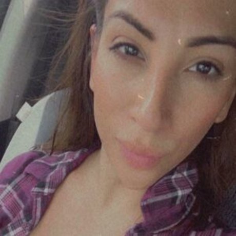 Carlyna Moore exclusive star pictures