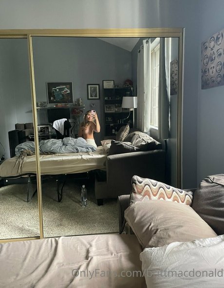 BrittMacDonald free actress pics