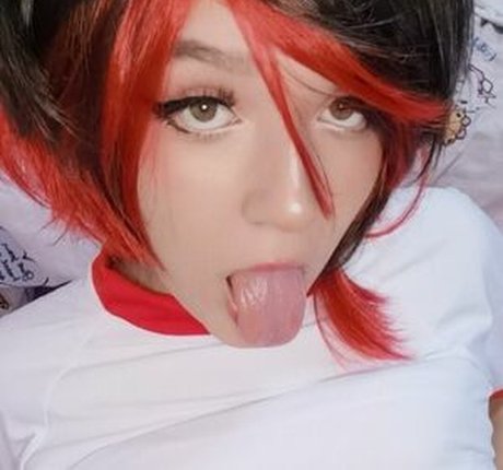 Gingerline beautiful actress picture