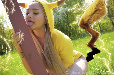 Skydxddy nude pornstar image