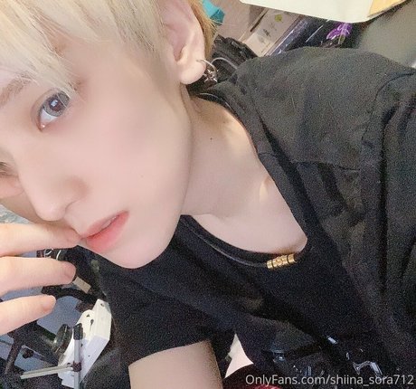 Sora Shiina star sexy pics