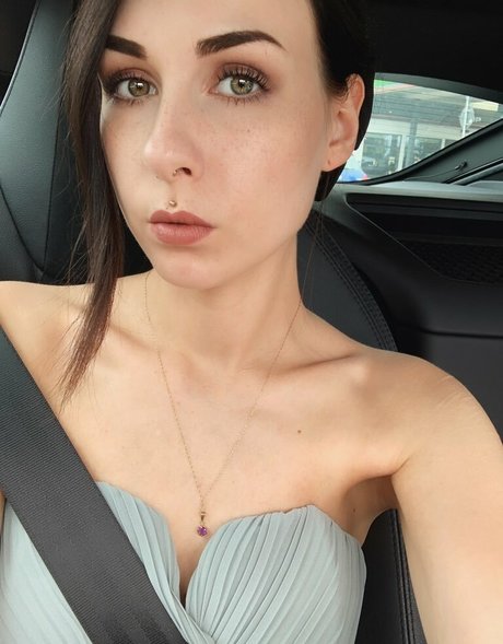 romisu pornstar xxx pics