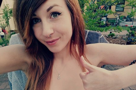 romisu high quality model photo