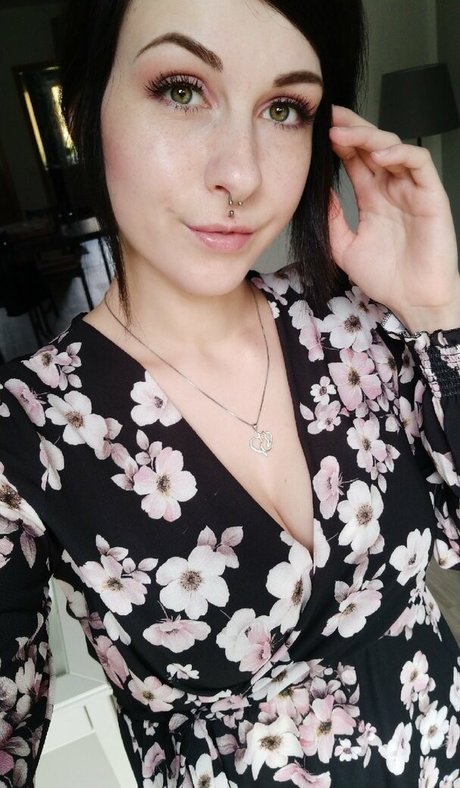 romisu model adult galleries