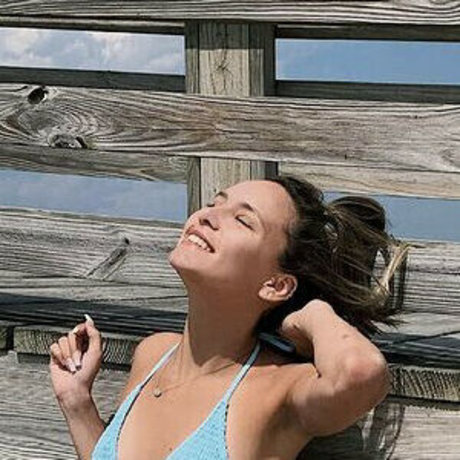 alxssarowe model nudes picture