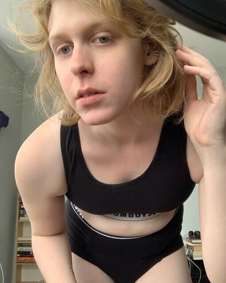 Acvalens perfect model pics