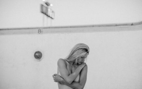 Elle Brittain star top galleries