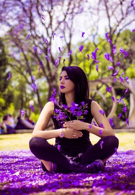 Katrina Schwarz sexy model img