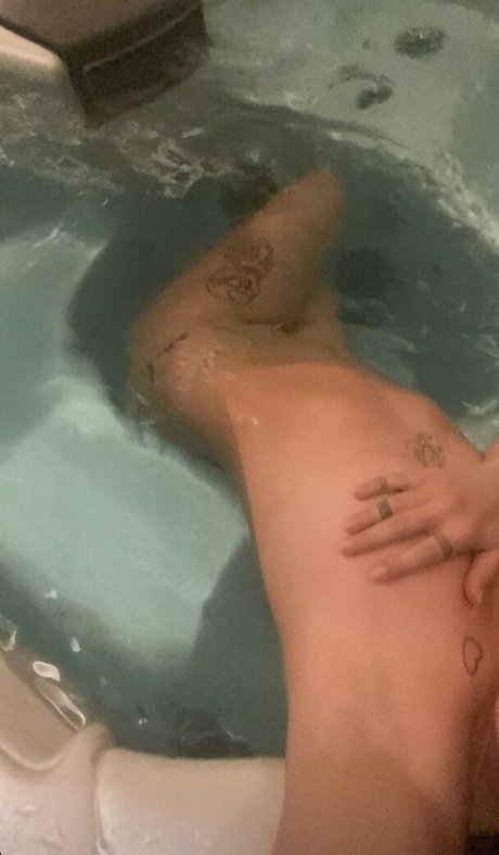 J ooma exclusive star photo