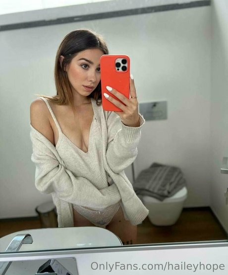 Hailey Hope top pornstar photo