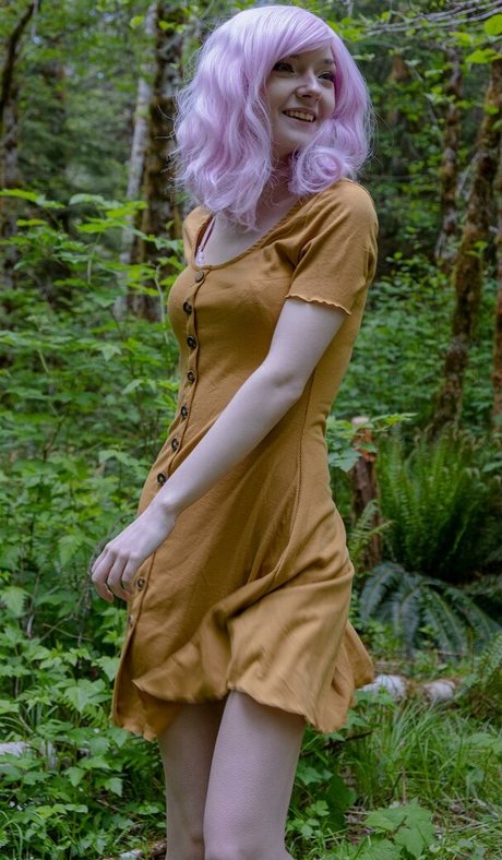 LovelyLunaC perfect model photo