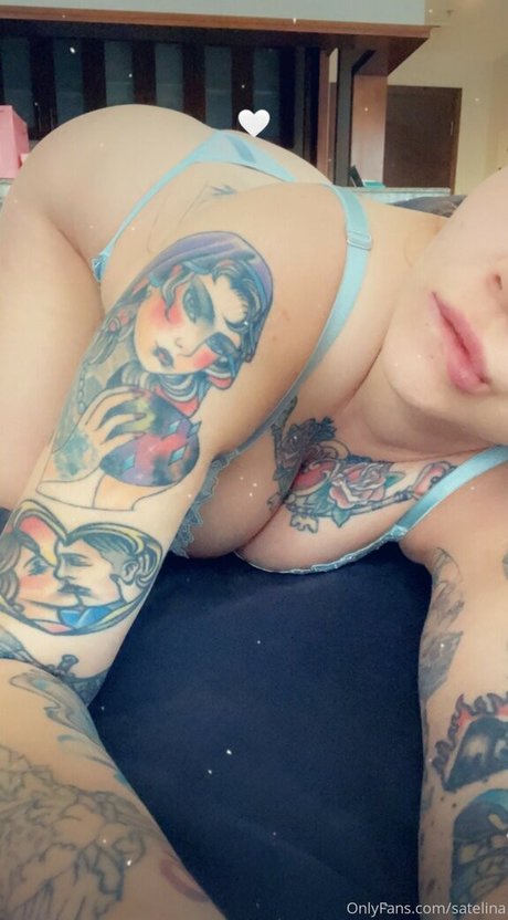 Satelina Suicide model sexy photo