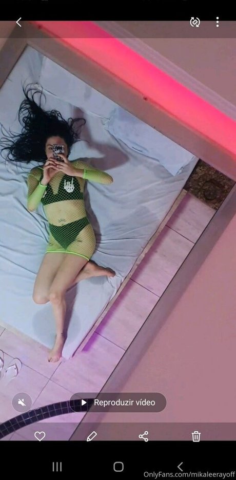 Mika Lee Ray nude star picture