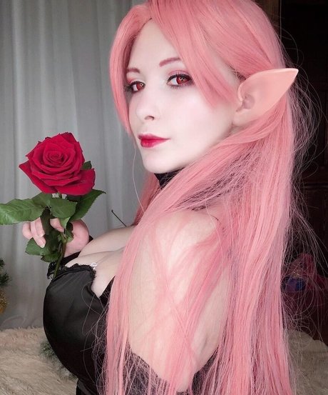 Nika Kotova high quality star img