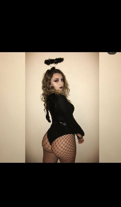 Molly os1 pornographic actress photo