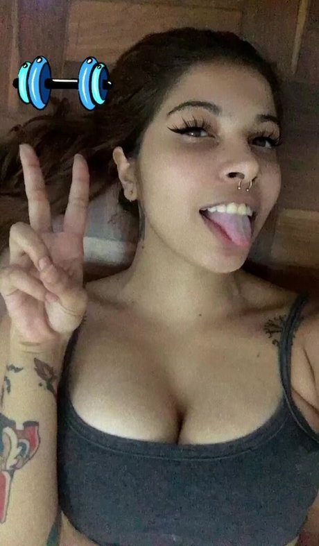 BolinhoSelvagem erotic star pic