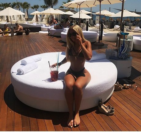 Hannah Sharpe nice model pictures