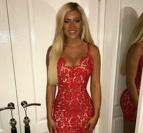 Hannah Sharpe beautiful actress pictures