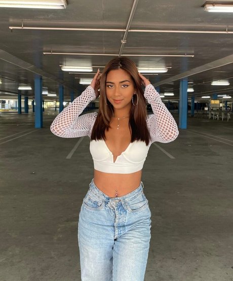 Chrissymenzies exclusive star archive