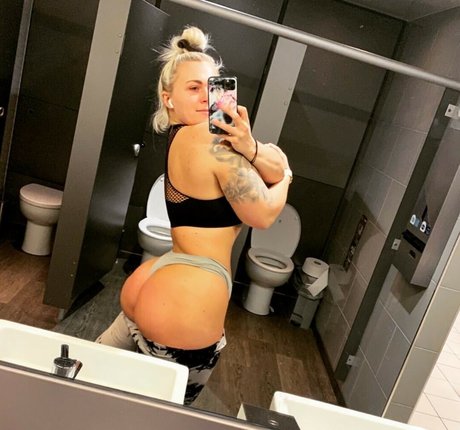 Frankie Dennis nice actress pictures