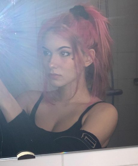 sidneydk star pornographic picture