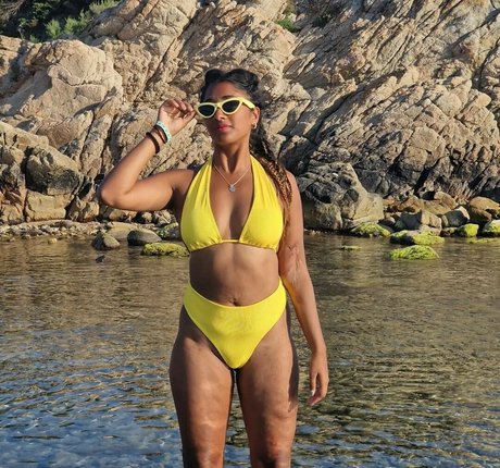 Dinusha free model img