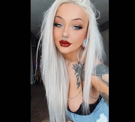 Screamqueen68 sexy pornstar archive