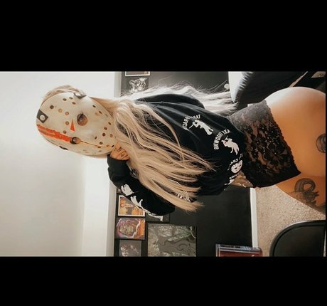 Screamqueen68 pornstar exclusive archive