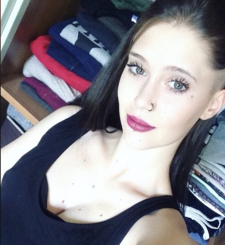 eleperuffo_ sex star gallery