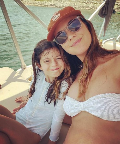 Odette Annable best pornstar image