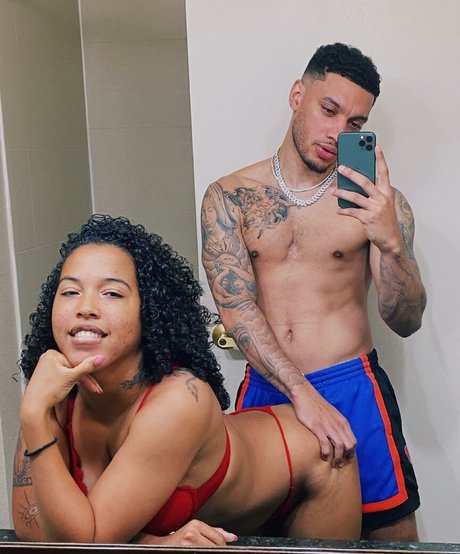 Sage The Flame star galleries