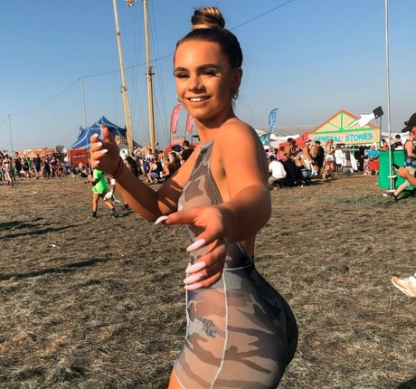 charlotte maynard model hot image