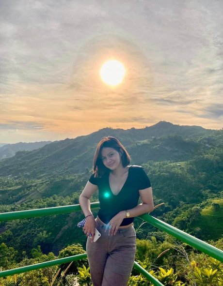 Leysisss model perfect pics