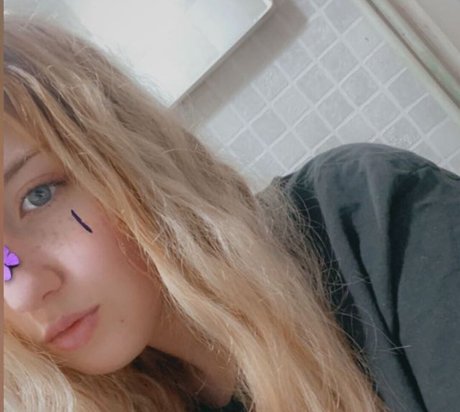 Jessica Nottingham hot actress photos