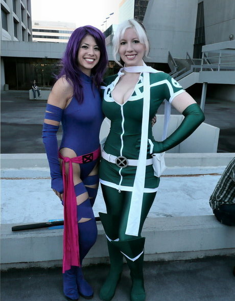 BelleChere free pornstar picture