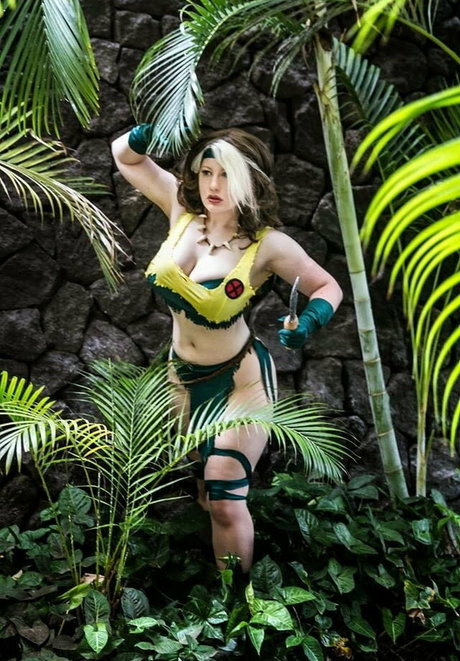 BelleChere free pornstar image