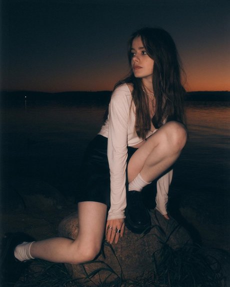 Tovpinets3 model adult photos