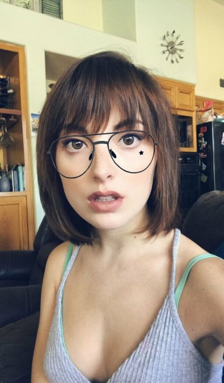 Juliette Goglia star xxx pic