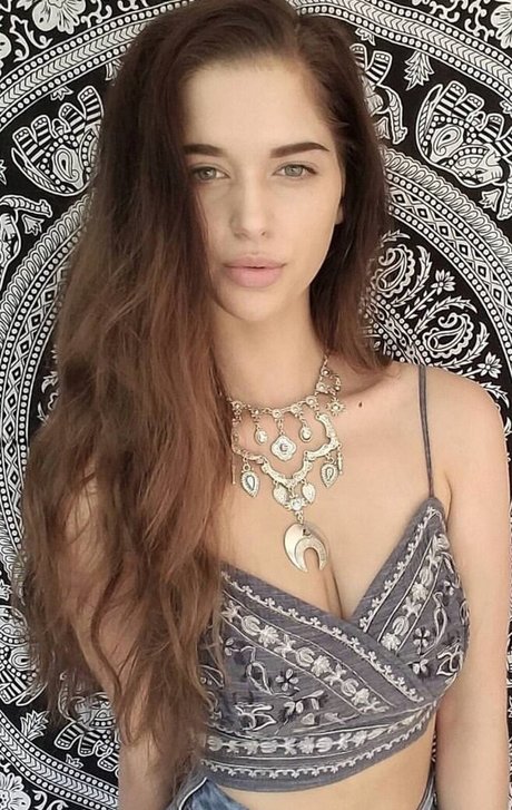 Ella Kat pornstar nude image