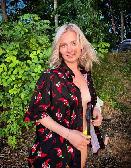 mrs tori ka naked pornstar photo