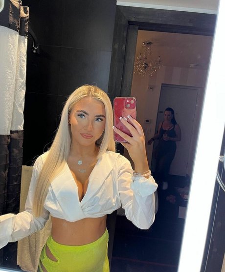 Beth Tucker pornstar free img