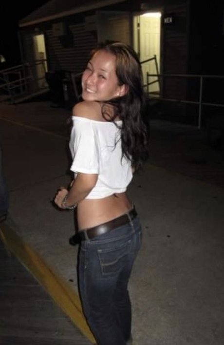 Reina Scully model xxx gallery