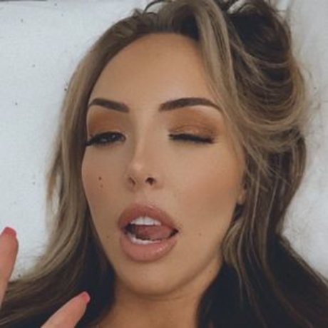 Peyton Royce pornstar nice gallery